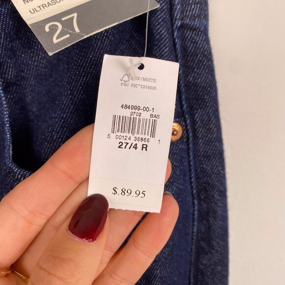 NWT GAP Mid Rise UltraSoft Baggy Jeans Dark Wash 27 - Picture 8 of 9